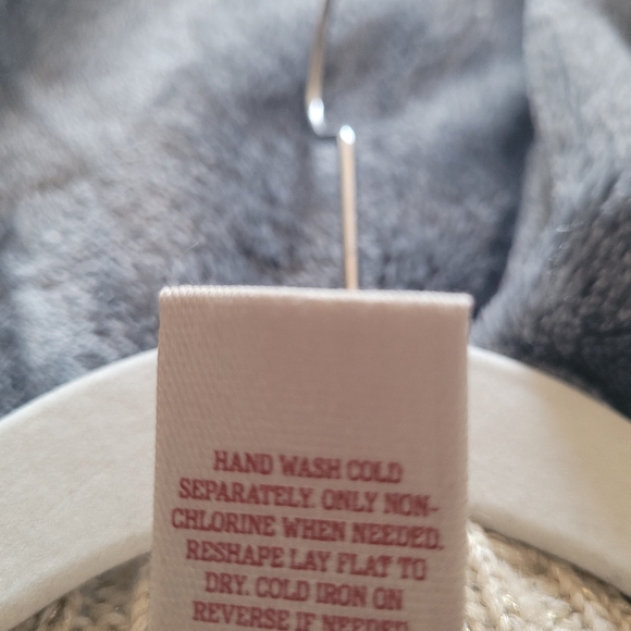 Arizona Girls Faux Fur Golden Vest 4YR - Picture 4 of 4